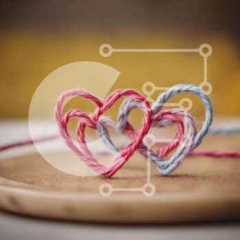 Intra Συλλεκτικό Ξύλινο Παζλ Plywood  4mm - Νήματα σε σχήμα καρδιάς σε ξύλινο πιάτο Σε Ξύλινο Κουτί - Διαστάσεις Puzzle: 10x10 cm – 25 κομμάτια - Image 1