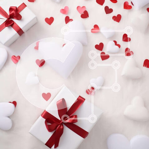 Intra Συλλεκτικό Ξύλινο Παζλ Plywood 4mm - Λευκό γούνινο χαλί με καρδιές και κουτιά δώρων Σε Ξύλινο Κουτί - Διαστάσεις Puzzle: 10x10 cm – 25 κομμάτια - Image 1