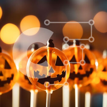 Intra Συλλεκτικό Ξύλινο Παζλ Plywood  4mm - Γλειφιτζούρια κολοκύθας αποκριών σε πορτοκαλί φόντο Σε Ξύλινο Κουτί - Διαστάσεις Puzzle: 10x10 cm – 25 κομμάτια - Image 1