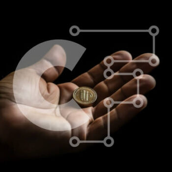 Intra Συλλεκτικό Ξύλινο Παζλ Plywood  4mm - Άνθρωπος που κρατά αγνώστων στοιχείων κέρμα Σε Ξύλινο Κουτί - Διαστάσεις: 10x10 cm – 25 κομμάτια - Image 1