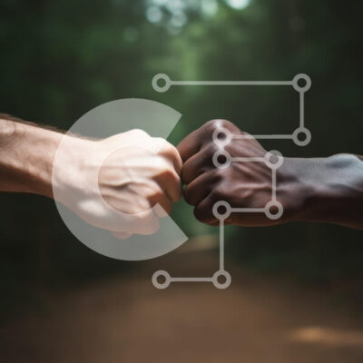 Intra Συλλεκτικό Ξύλινο Παζλ Plywood  4mm - Γροθιά χτύπημα που συμβολίζει την ενότητα και τη φιλία Σε Ξύλινο Κουτί - Διαστάσεις Puzzle: 10x10 cm – 25 κομμάτια - Image 1