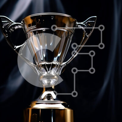 Intra Συλλεκτικό Ξύλινο Παζλ Plywood  4mm - Γυαλιστερό ασημένιο τρόπαιο σε σκούρο φόντο Σε Ξύλινο Κουτί - Διαστάσεις: 10x10 cm – 25 κομμάτια - Image 1