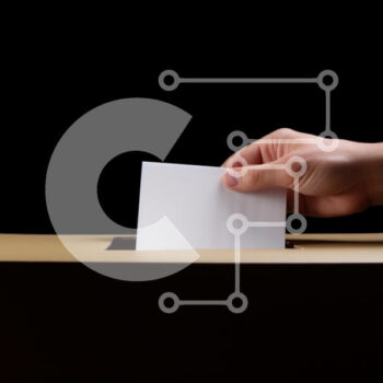 Intra Συλλεκτικό Ξύλινο Παζλ Plywood  4mm - Διαδικασία ψηφοφορίας με λευκό φάκελο και κάλπη Σε Ξύλινο Κουτί - Διαστάσεις Puzzle: 10x10 cm – 25 κομμάτια - Image 1