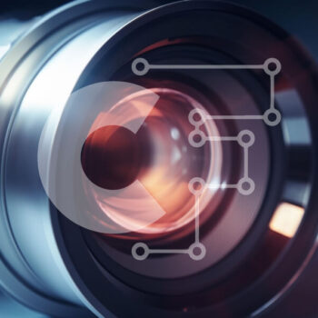 Intra Συλλεκτικό Ξύλινο Παζλ Plywood  4mm - Κοντινό πλάνο ενός φακού κάμερας Σε Ξύλινο Κουτί - Διαστάσεις Puzzle: 10x10 cm – 25 κομμάτια - Image 1