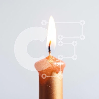 Intra Συλλεκτικό Ξύλινο Παζλ Plywood  4mm - Αναμμένο κερί με φλόγα που τρεμοπαίζει Σε Ξύλινο Κουτί - Διαστάσεις: 10x10 cm – 25 κομμάτια - Image 1