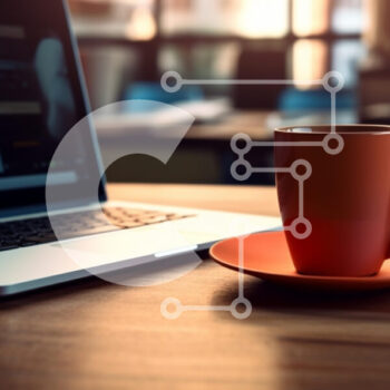 Intra Συλλεκτικό Ξύλινο Παζλ Plywood  4mm - Μοντέρνος χώρος εργασίας με φορητό υπολογιστή και φλιτζάνι καφέ Σε Ξύλινο Κουτί - Διαστάσεις Puzzle: 10x10 cm – 25 κομμάτια - Image 1