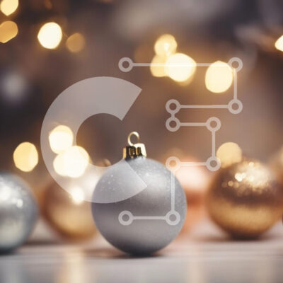 Intra Συλλεκτικό Ξύλινο Παζλ Plywood  4mm - Ασημένιο χριστουγεννιάτικο στολίδι με θολά γιορτινά φώτα Σε Ξύλινο Κουτί - Διαστάσεις: 10x10 cm – 25 κομμάτια - Image 1