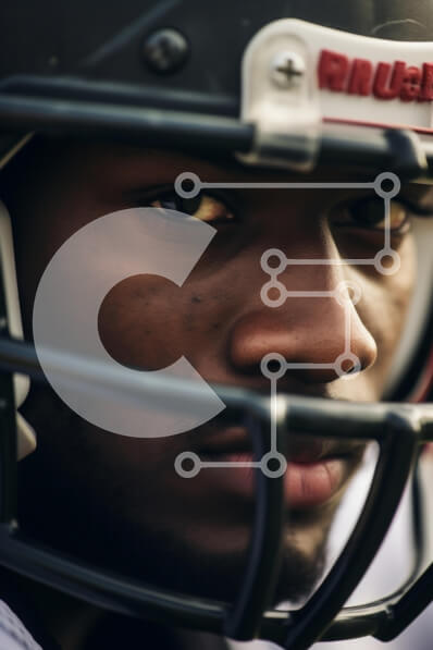 Intra Συλλεκτικό Ξύλινο Παζλ Plywood  4mm - Κοντινό πλάνο Πορτρέτο ενός ποδοσφαιριστή Σε Ξύλινο Κουτί - Διαστάσεις Puzzle: 10x10 cm – 25 κομμάτια