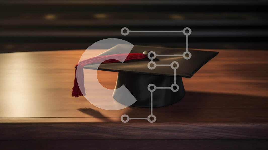 Intra Συλλεκτικό Ξύλινο Παζλ Plywood  4mm - Καπάκι αποφοίτησης σε ξύλινο τραπέζι Σε Ξύλινο Κουτί - Διαστάσεις Puzzle: 10x10 cm – 25 κομμάτια