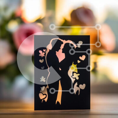 Intra Συλλεκτικό Ξύλινο Παζλ Plywood  4mm - Σιλουέτα ενός ερωτευμένου ζευγαριού Σε Ξύλινο Κουτί - Διαστάσεις Puzzle: 10x10 cm – 25 κομμάτια - Image 1