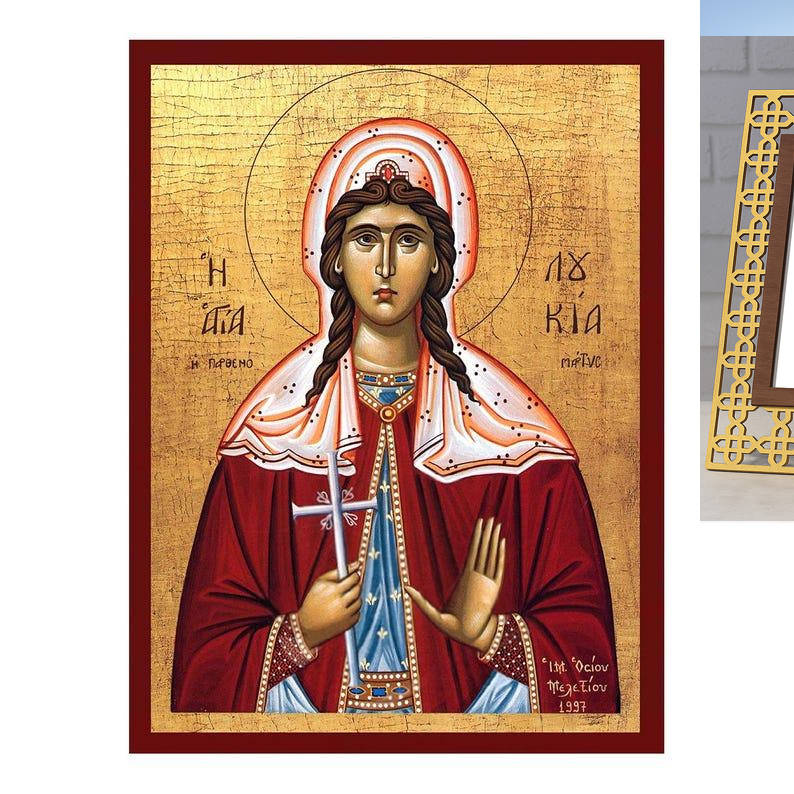 Εικόνα Ορθοδοξίας Πολυτελείας  με  σχεδιο Σταυρούς μαζι με  Βάση σε  8 χρώματα με περίγραμμα χρυσό σε ξύλο Plywood (Πλακάζ)   με  βάση Εικόνα Αγίας Λουκίας των Συρακουσών, Χειροποίητη βυζαντινή εικόνα της Αγίας Λουκίας, Κρεμαστή πλάκα θρησκευτικής τέχνης, χριστιανικό δώρο Διάσταση 50x40 cm (19,7 x 15,8 ίντσες)  INTRAEK3kadro3211-6543216723746