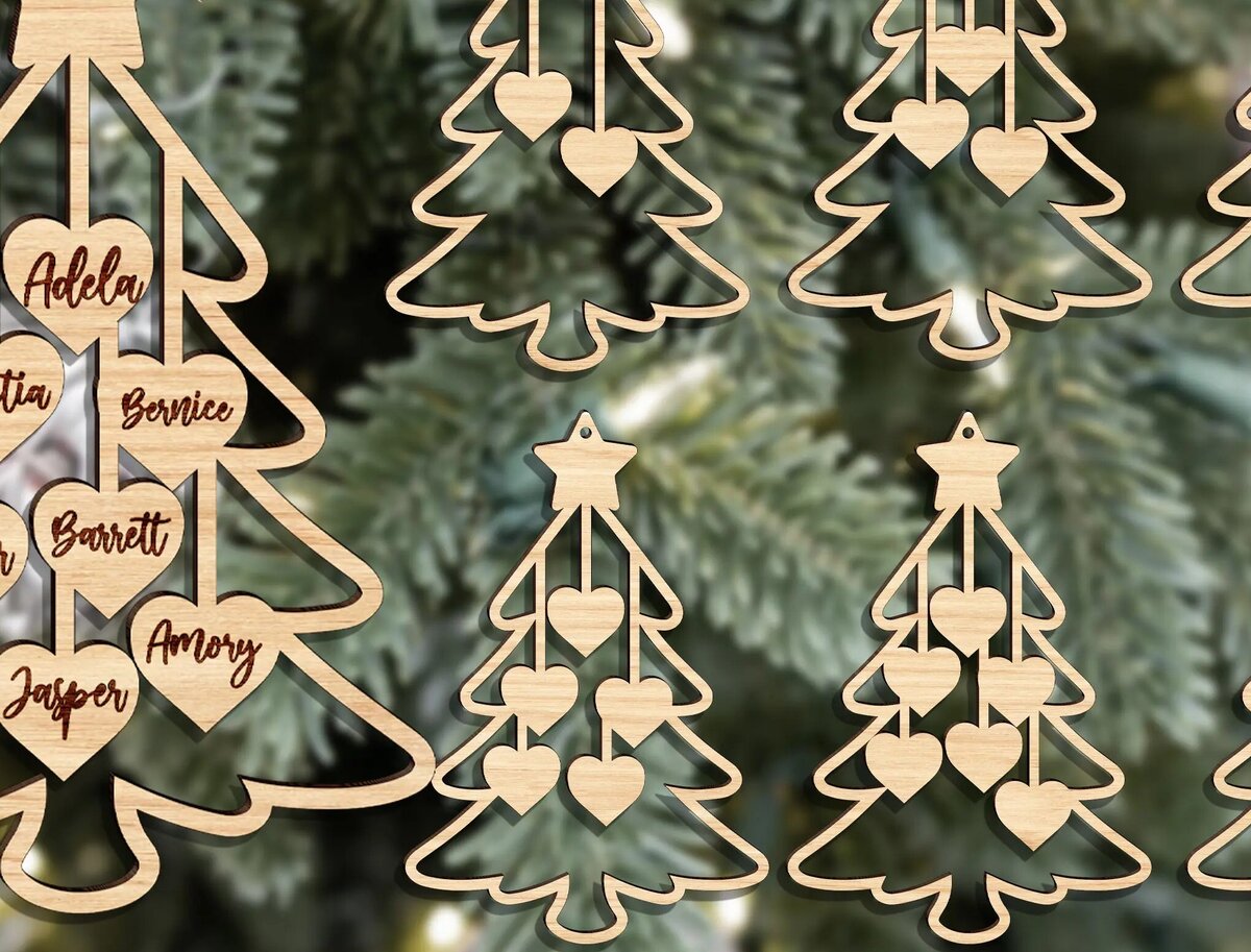 Intra απο ξύλο plywood 3mm-4mm πάχος 2024 Οικογενειακό Χριστουγεννιάτικο Στολίδι Δίασταση 8x8 cm INTRAFABR-111374024