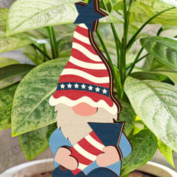 Intra απο ξύλο plywood 3mm-4mm πάχος 4 Ιουλίου Gnome Stakes | CNC Δίασταση 15x15 cm INTRAFABR-121912224 - Image 1