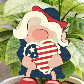 Intra απο ξύλο plywood 3mm-4mm πάχος 4 Ιουλίου Gnome Stakes | CNC Δίασταση 15x15 cm INTRAFABR-121912231 - Image 1