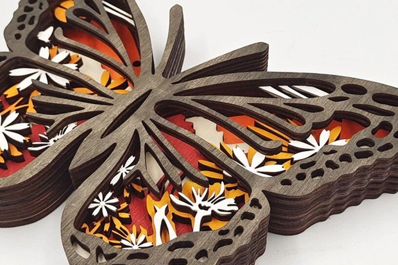 Intra απο ξύλο plywood 3mm-4mm πάχος 6 Ξύλινο Χριστουγεννιάτικο Στολίδι με Ζώα Δίασταση 8x8 cm INTRAFABR-53674933