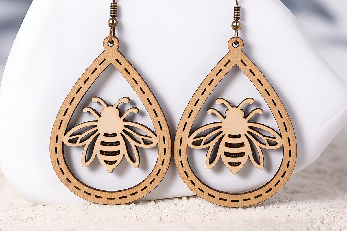 Intra απο ξύλο plywood 3mm-4mm πάχος Σκουλαρίκια Bee Teardrop Cut  Δίασταση 3x3 cm INTRAFABR-121541610