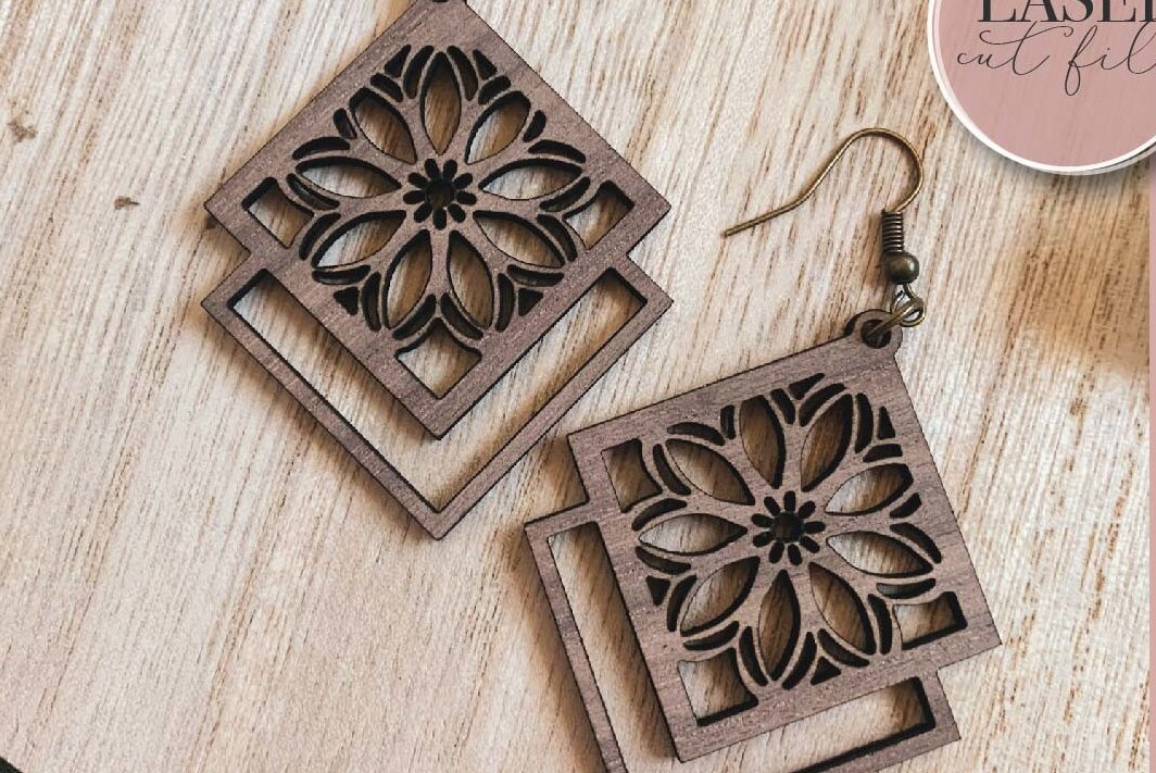 Intra απο ξύλο plywood 3mm-4mm πάχος Σκουλαρίκια λέιζερ Boho Floral Δίασταση 3x3 cm INTRAFABR-73358882