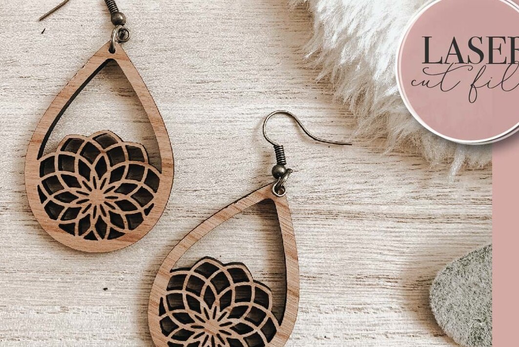 Intra απο ξύλο plywood 3mm-4mm πάχος Σκουλαρίκια λέιζερ Boho Floral Δίασταση 3x3 cm INTRAFABR-73366925