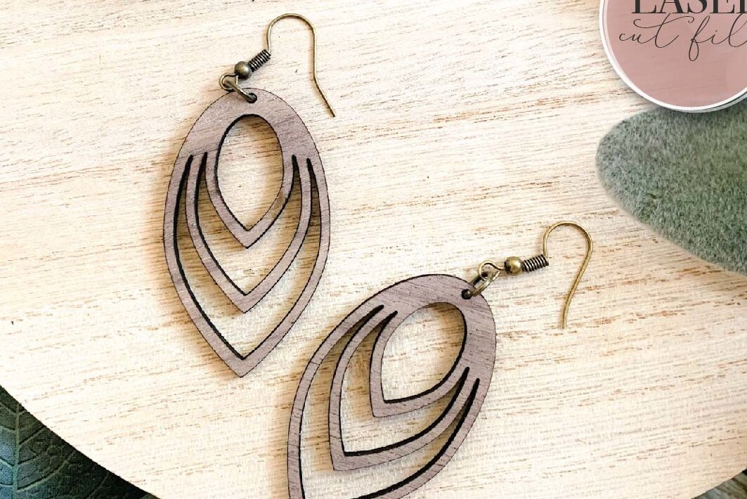 Intra απο ξύλο plywood 3mm-4mm πάχος Σκουλαρίκια λέιζερ Boho Δίασταση 3x3 cm INTRAFABR-74258518