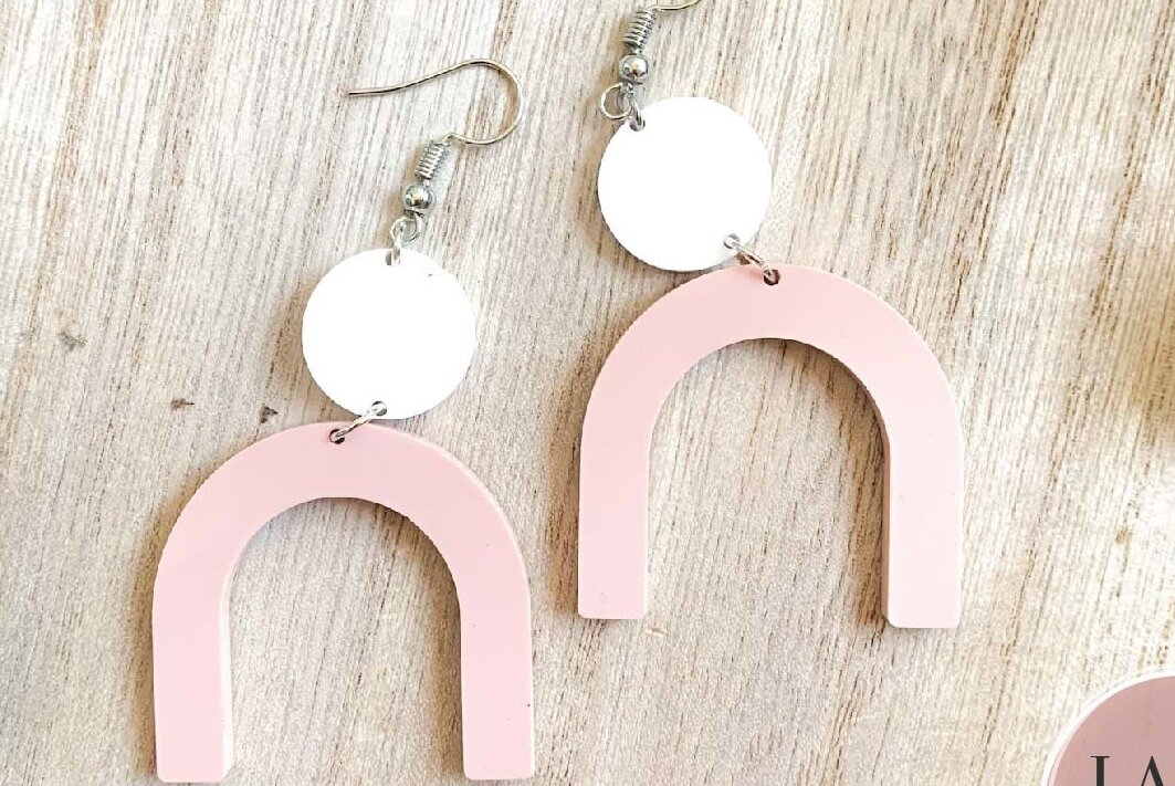 Intra απο ξύλο plywood 3mm-4mm πάχος Σκουλαρίκια λέιζερ Boho Δίασταση 3x3 cm INTRAFABR-73209653