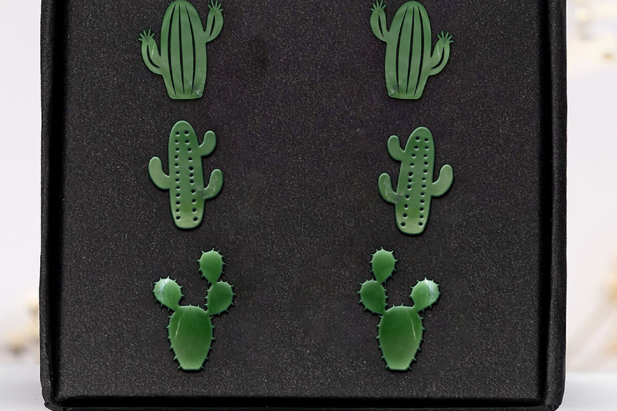 Intra απο ξύλο plywood 3mm-4mm πάχος Σκουλαρίκια Cactus Cut . Χαριτωμένος κάκτος. Δίασταση 4x4 cm INTRAFABR-111330267