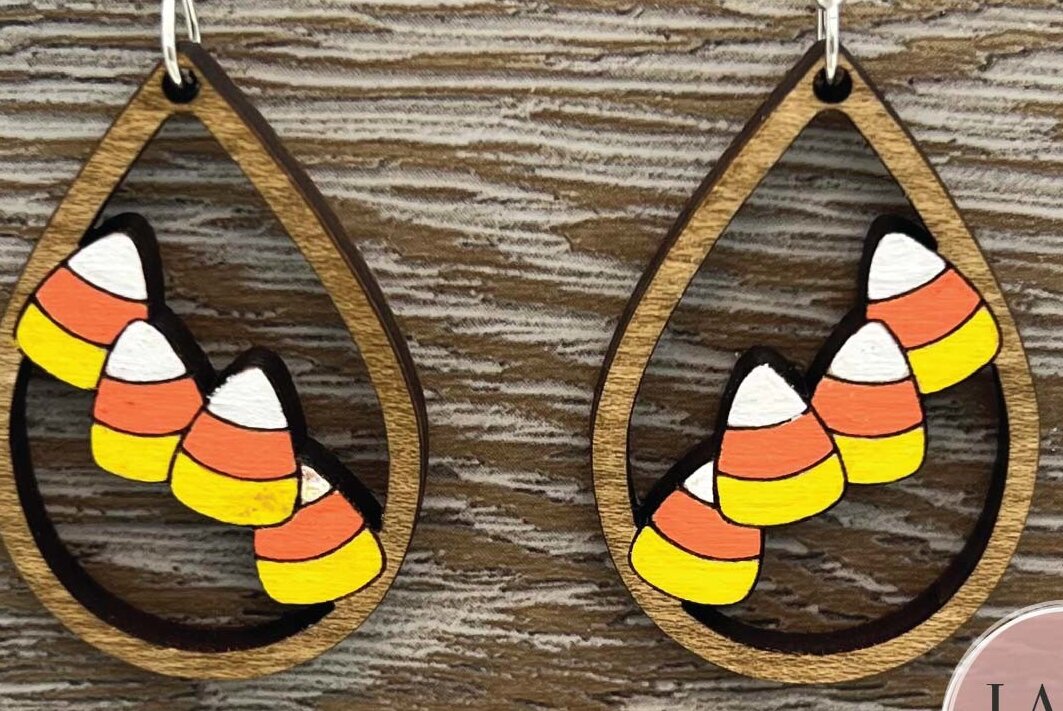 Intra απο ξύλο plywood 3mm-4mm πάχος Σκουλαρίκια λέιζερ Candy Corn Δίασταση 3x3 cm INTRAFABR-73351887