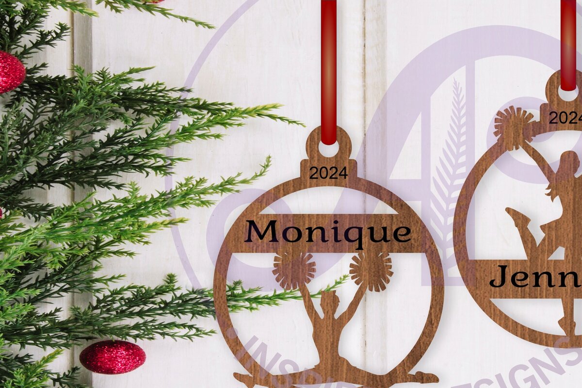 Intra απο ξύλο plywood 3mm-4mm πάχος Μαζορέτα Χριστουγεννιάτικο Στολίδι Δίασταση 3x3 cm INTRAFABR-107139721