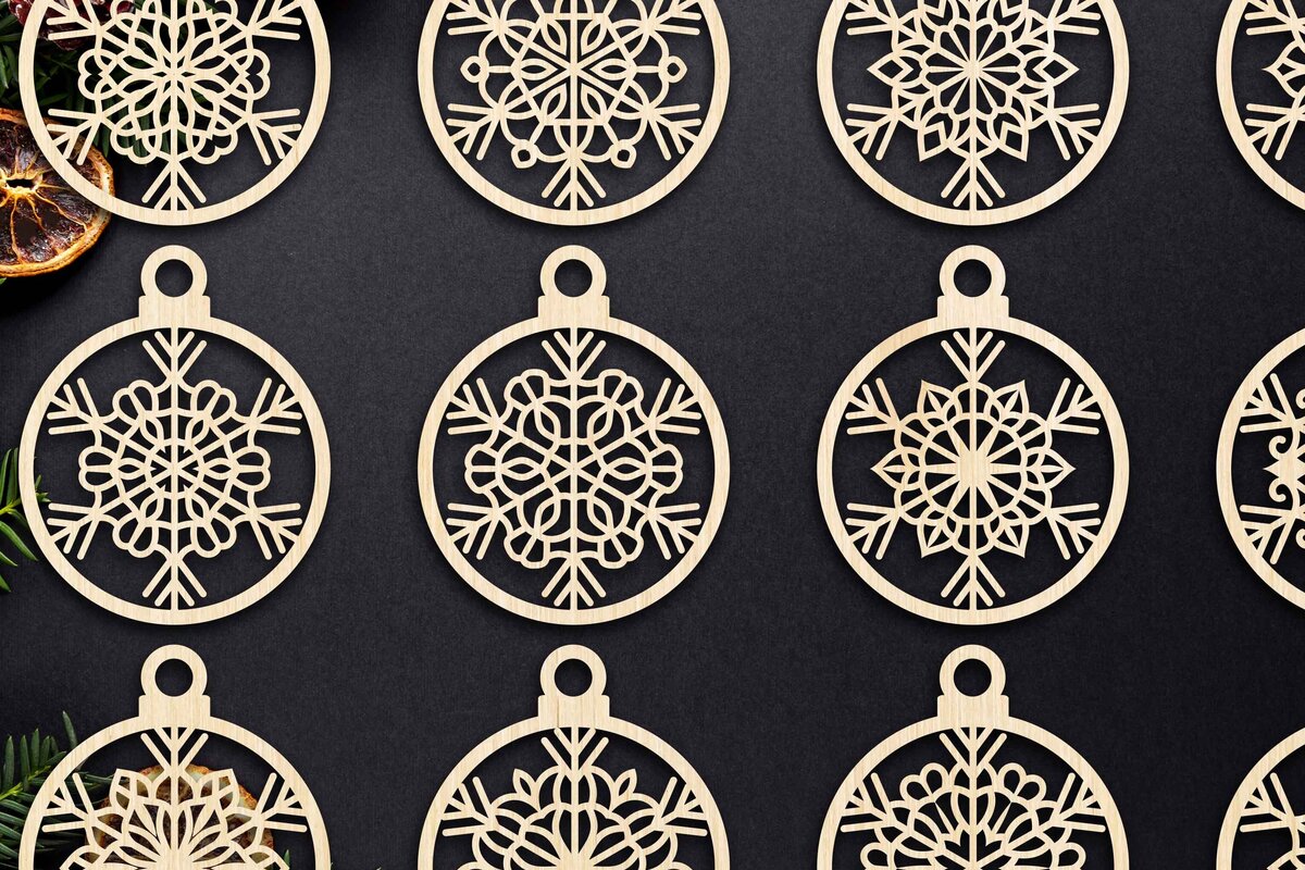 Intra απο ξύλο plywood 3mm-4mm πάχος Cut  Christmas Ball 13 Δίασταση 8x8 cm INTRAFABR-79429272