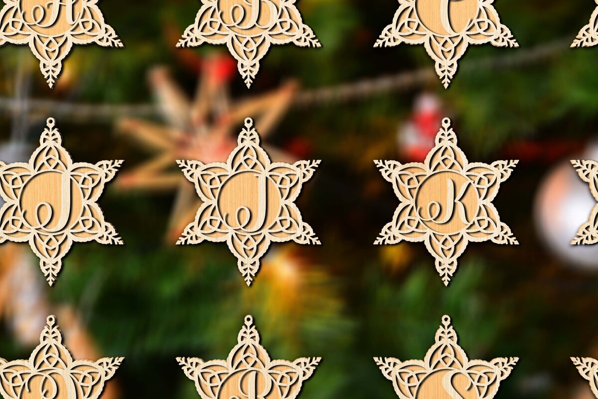 Intra απο ξύλο plywood 3mm-4mm πάχος Χριστουγεννιάτικες μπάλες διακοσμήσεις Alphabe Δίασταση 4x4 cm INTRAFABR-78495988