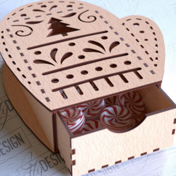 Intra απο ξύλο plywood 3mm-4mm πάχος Χριστουγεννιάτικο κουτί | CNC Δίασταση 15x15 cm INTRAFABR-86166754 - Image 1