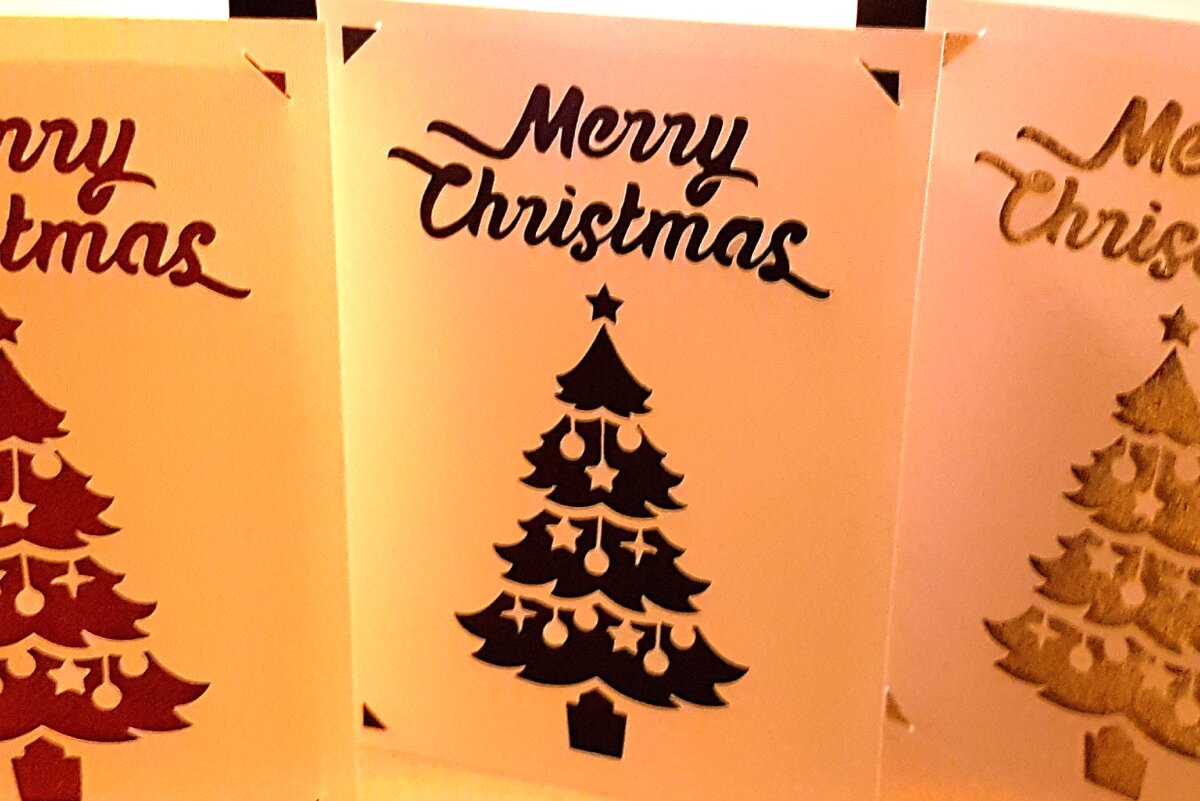 Intra απο ξύλο plywood 3mm-4mm πάχος σχεδίασης Χριστουγεννιάτικων καρτών Δίασταση 15x15 cm INTRAFABR-85248543