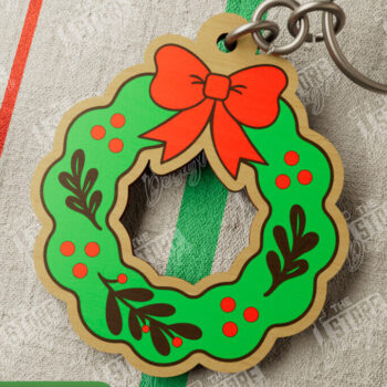 Intra απο ξύλο plywood 3mm-4mm πάχος Χριστουγεννιάτικο Μπρελόκ | Χριστουγεννιάτικο στεφάνι | CNC Δίασταση 6x6 cm INTRAFABR-107020201 - Image 1