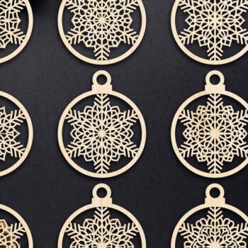 Intra απο ξύλο plywood 3mm-4mm πάχος Χριστουγεννιάτικο στολίδι Δίασταση 8x8 cm INTRAFABR-79667631 - Image 1