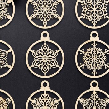 Intra απο ξύλο plywood 3mm-4mm πάχος Χριστουγεννιάτικο στολίδι Δίασταση 8x8 cm INTRAFABR-79667644 - Image 1