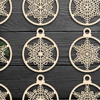 Intra απο ξύλο plywood 3mm-4mm πάχος Χριστουγεννιάτικο στολίδι Δίασταση 8x8 cm INTRAFABR-79668069 - Image 1