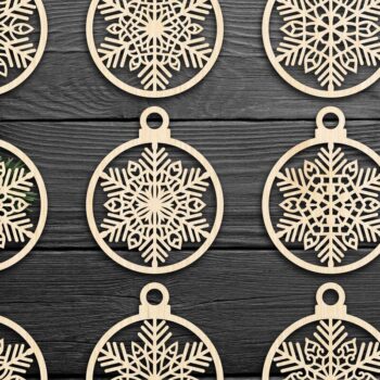 Intra απο ξύλο plywood 3mm-4mm πάχος Χριστουγεννιάτικο στολίδι Δίασταση 8x8 cm INTRAFABR-79665655 - Image 1