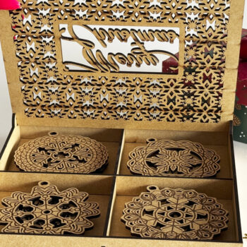 Intra απο ξύλο plywood 3mm-4mm πάχος Χριστουγεννιάτικα στολίδια με κουτιά Δίασταση 3x3 cm INTRAFABR-108661275 - Image 1