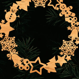 Intra απο ξύλο plywood 3mm-4mm πάχος - Χριστουγεννιάτικο στεφάνι τρισδιάστατο σχέδιο κοπής με λέιζερ Δίασταση 20x20 cm INTRAFABR-109213709