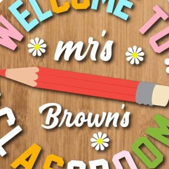 Intra απο ξύλο plywood 3mm-4mm πάχος - Ταμπέλα καλωσορίσματος στην τάξη Κρεμάστρα πόρτας  Δίασταση 20x20 cm INTRAFABR-120969986 - Image 5