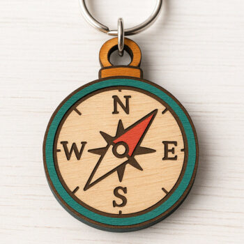 Intra απο ξύλο plywood 3mm-4mm πάχος - Compass Adventure Keychain Δίασταση 4x4 cm INTRAFABR-120685242 - Image 1