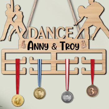 Intra απο ξύλο plywood 3mm-4mm πάχος - Ζευγάρι Χορός Άνδρας Γυναίκα  Επίδειξη μεταλλίων Δίασταση 20x20 cm INTRAFABR-120103238 - Image 1