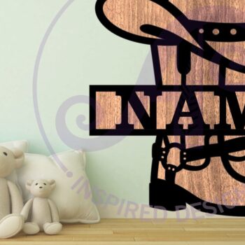 Intra απο ξύλο plywood 3mm-4mm πάχος - Σχέδιο ονόματος καπέλο και μπότες καουμπόη Δίασταση 30x20 cm INTRAFABR-99803659 - Image 2