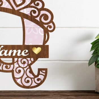 Intra απο ξύλο plywood 3mm-4mm πάχος - Μονόγραμμα με κεφαλαίο στέμμα Γράμμα Q  Δίασταση 30x20 cm INTRAFABR-72539522 - Image 1