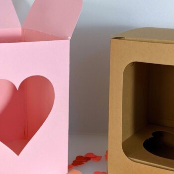 Intra απο ξύλο plywood 3mm-4mm πάχος - Κουτί cupcake με πρότυπο παραθύρου καρδιά Δίασταση 20x20 cm INTRAFABR-26016315 - Image 1