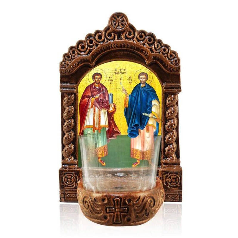 Εικόνα Ορθοδοξίας με περίγραμμα χρυσό σε ξύλο Φλαμουρίας  με  βάση Οι Άγιοι Ανεργοφόροι Κοσμάς και Δαμιανός Λυχνία, Άγιοι Κοσμάς και Δαμιανός Κεραμική επιτραπέζια εικόνα, Άγιοι Ανάργυροι Αγρυπνία με Κύπελλο Διάσταση 45x35 cm (17,7 x 13,8 ίντσες) INTRAEK-543216724125