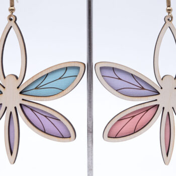 Intra απο ξύλο plywood 3mm-4mm πάχος - Dragonfly Wing Drop Earrings Δίασταση 3x3 cm INTRAFABR-122357035 - Image 1