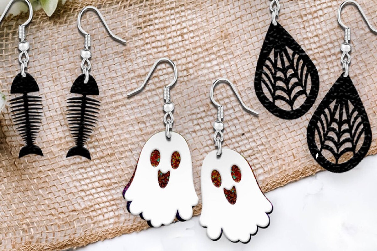 Intra απο ξύλο plywood 3mm-4mm πάχος - Σκουλαρίκια Laser cut. Σκουλαρίκια απόκριες. Δίασταση 3x3 cm INTRAFABR-102743147