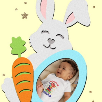 Intra απο ξύλο plywood 3mm-4mm πάχος - Πάσχα λαγουδάκι κορνίζα Δίασταση 20x25 cm INTRAFABR-89450698 - Image 1