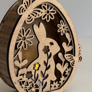 Intra απο ξύλο plywood 3mm-4mm πάχος - Πασχαλινή λαμπάδα με λαγουδάκι Δίασταση 5x5 cm INTRAFABR-118885286 - Image 2