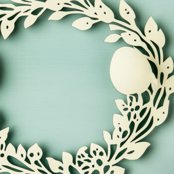 Intra απο ξύλο plywood 3mm-4mm πάχος - Πασχαλινά στεφάνια με Laser Cut  Cut File Δίασταση 4x4 cm INTRAFABR-117645592 - Image 1